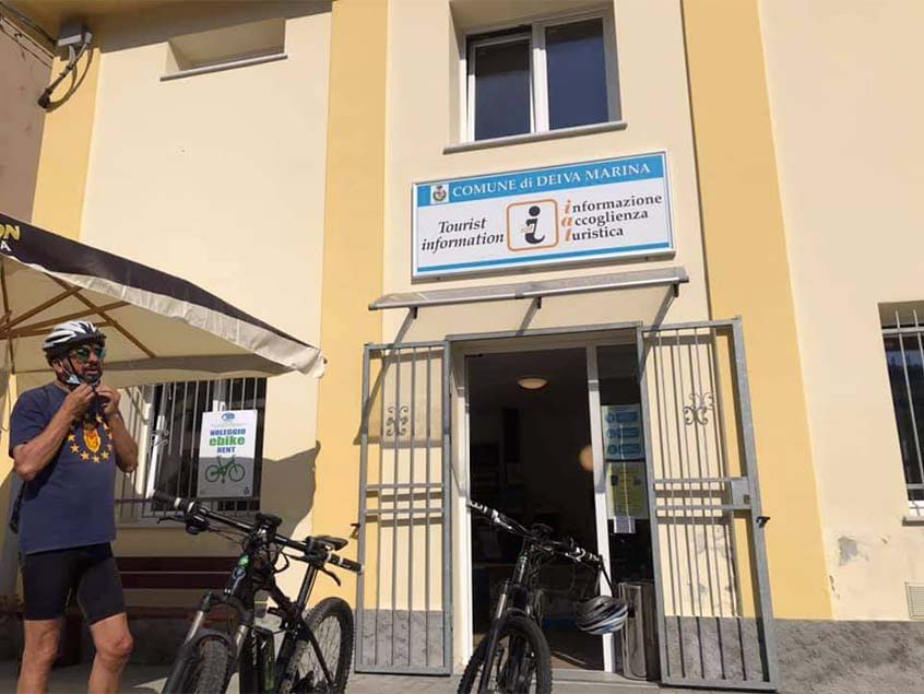 FROM AURELIA ROAD TO THE SEA VIA FUMARUPE