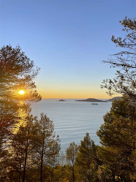 Breathtaking paths and views between the villages of Lerici, Montemarcello and Tellaro