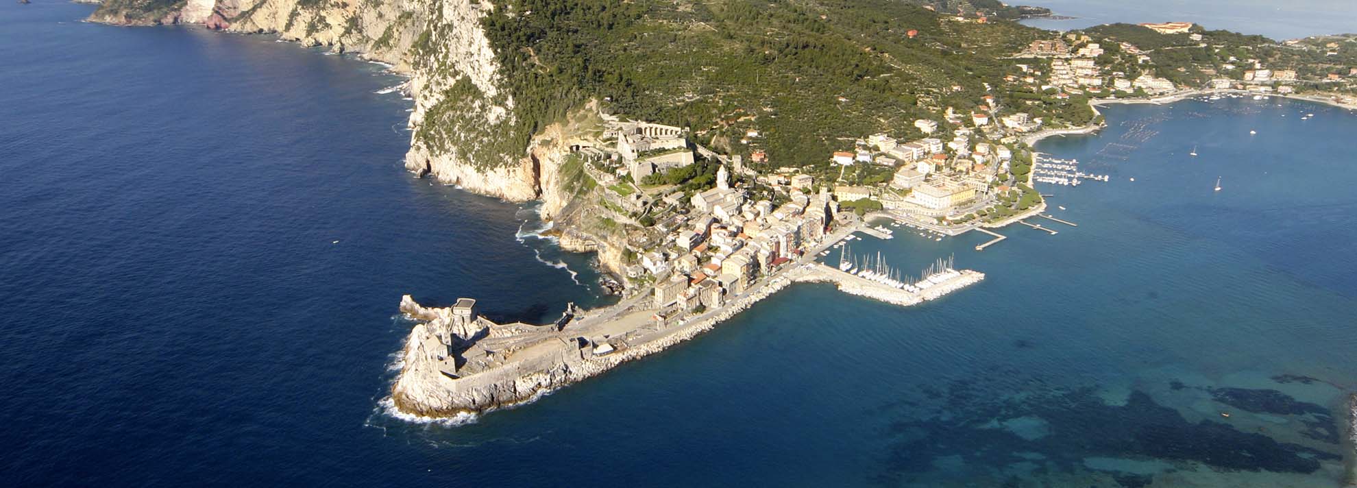 Un tuffo nel romanticismo da Porto Venere all’isola Palmaria