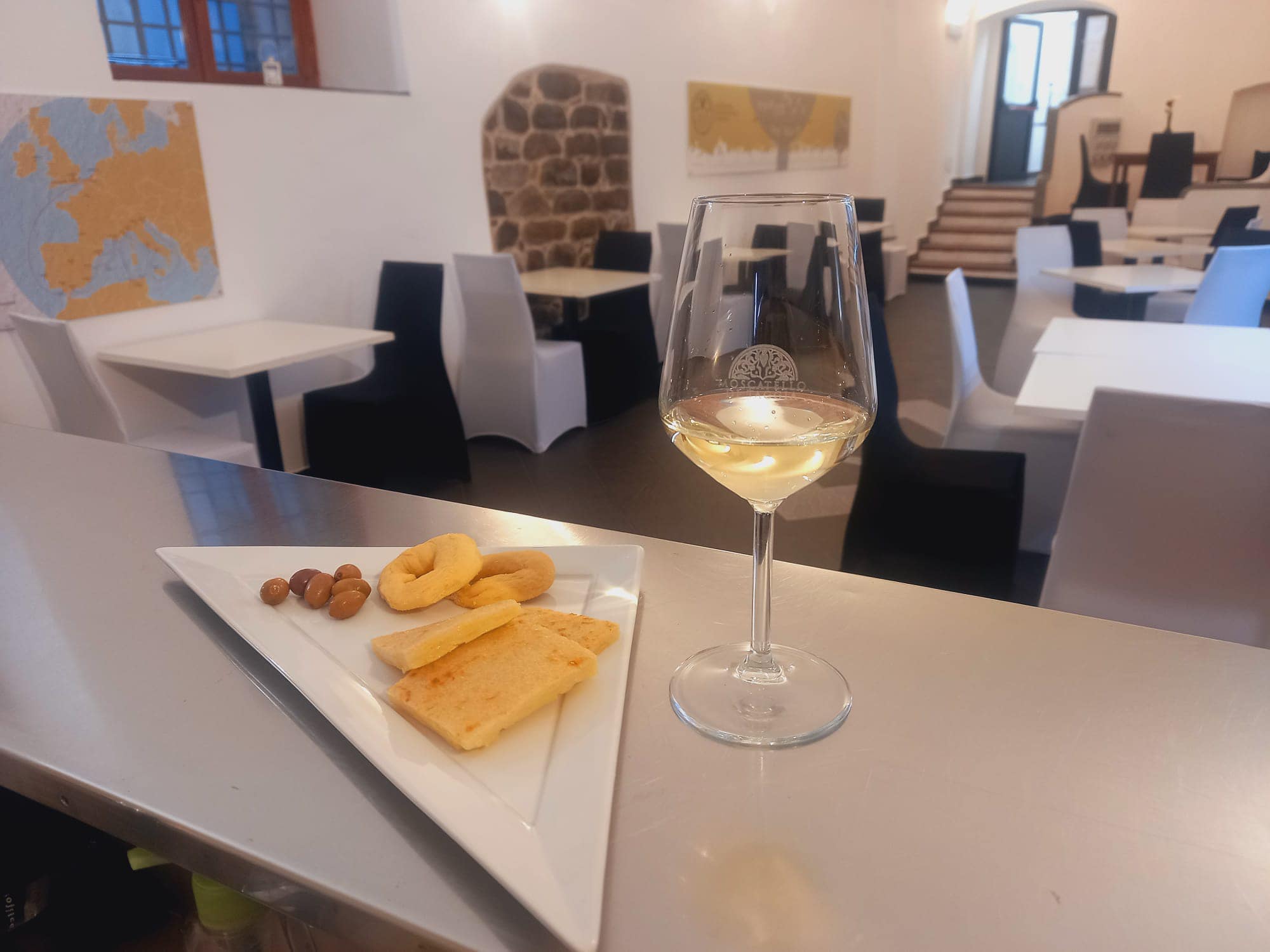 Degustazioni con abbinamento gastronomico e Enoturismo Terre del Moscatello