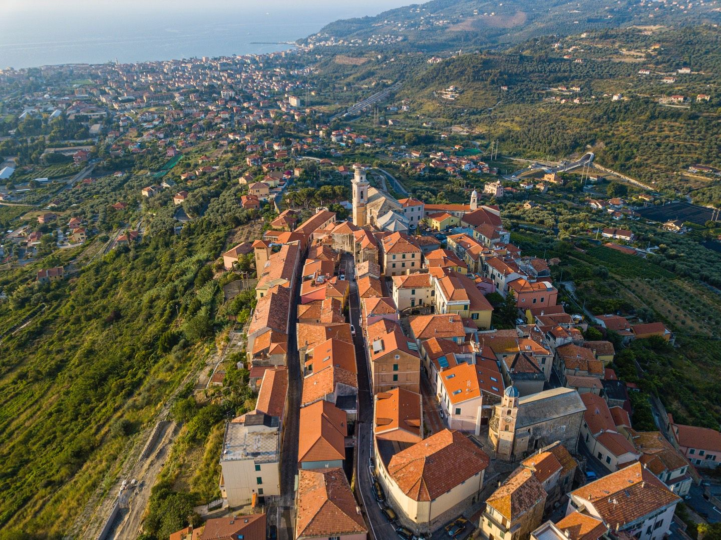 “Giroborgo” Diano Castello