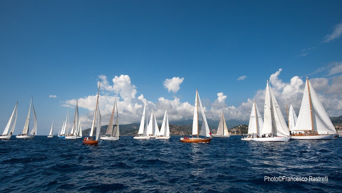 Vela in Liguria