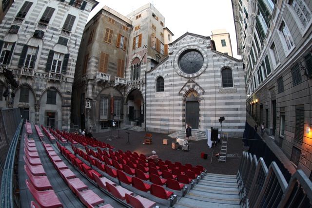 Piazza San Matteo, Genova