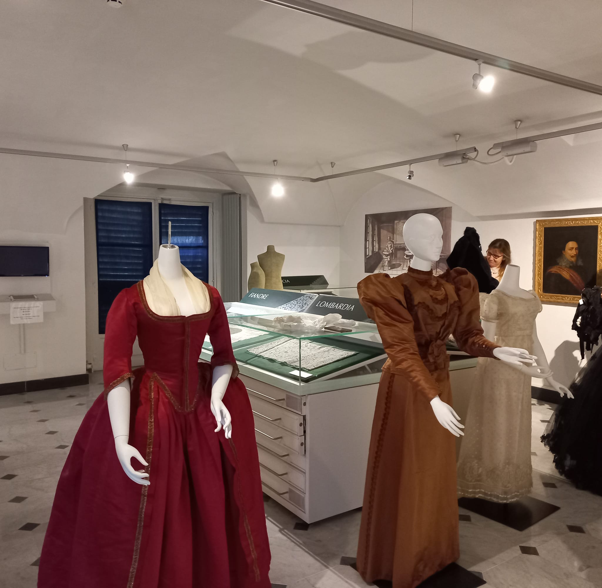 Collezioni Tessili, Genova