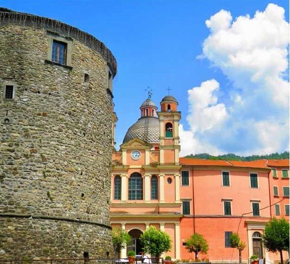 Chiesa di Santa Teresa d’Avila e San Filippo Neri a Varese Ligure (SP)